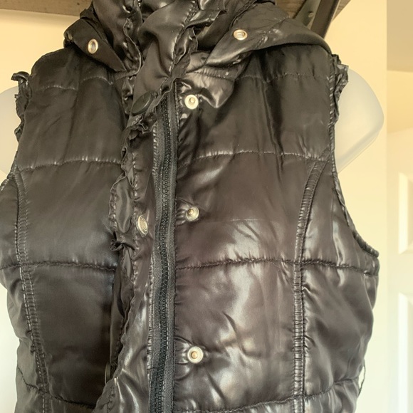 Puffer vest - Picture 1 of 5